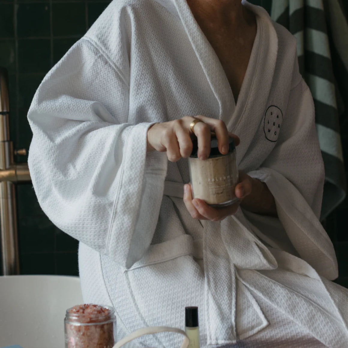 Soothing Oatmeal Milk Bath