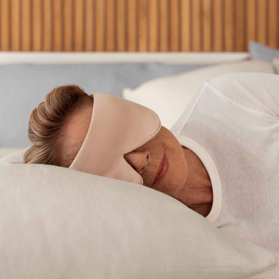 Weighted Silk Sleep Stone Mask