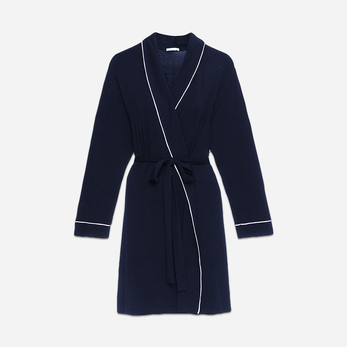 The Gisele Robe features a classic silhouette with a flattering knee-length cut, making it suitable for lounging at home or for a relaxed yet chic look when entertaining guests. The self-tie belt allows you to adjust the fit to your preference, while the wide lapel collar adds a touch of elegance.