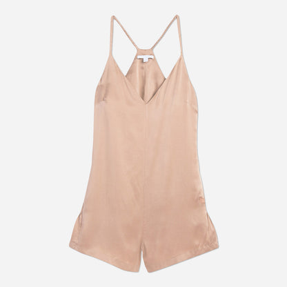 Made from the finest silk, this romper is designed to provide a comfortable and stylish sleep environment. The Washable Silk Romper features a relaxed fit that provides freedom of movement, while the V-neckline adds a flattering and sophisticated touch.