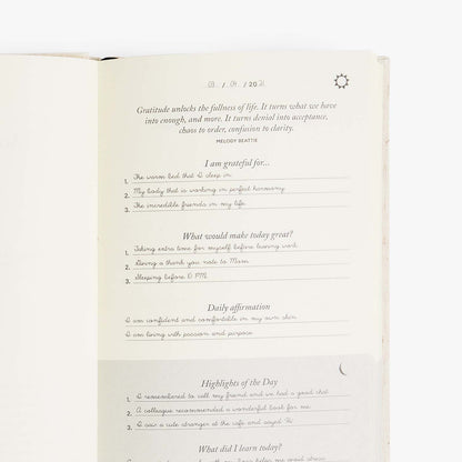 The Five Minute Journal - Original Linen