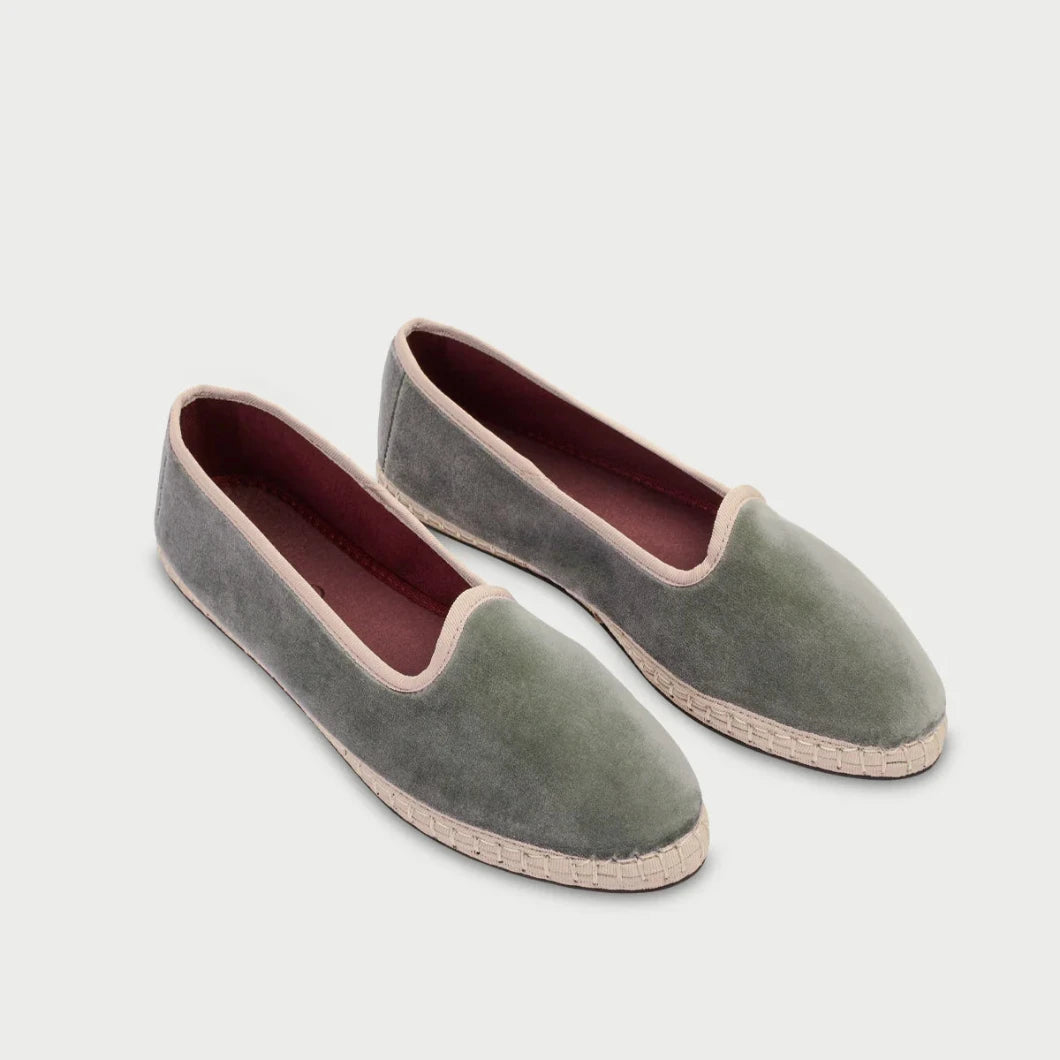 Shikibu Velvet Slipper