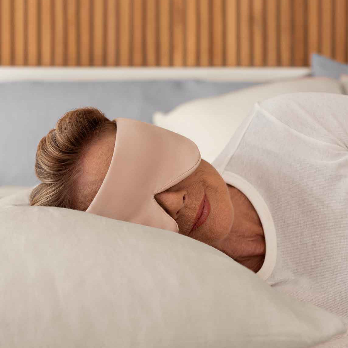 Weighted Silk Sleep Stone Mask