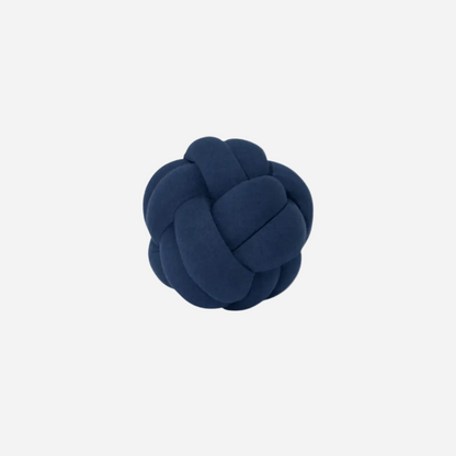 Hugget Knot Pillow