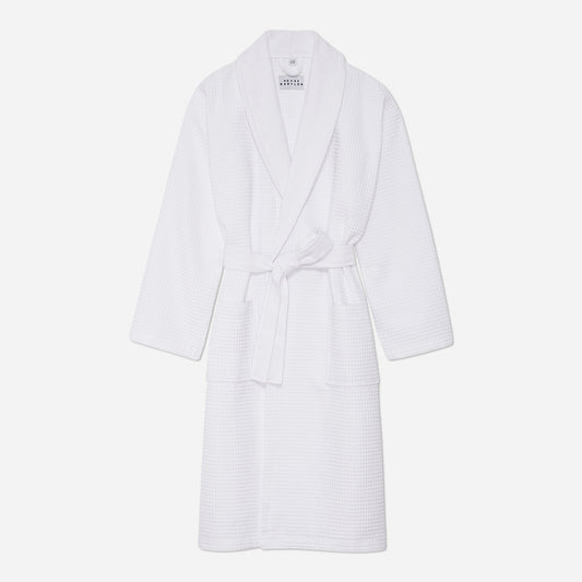 This bathrobe features a relaxed fit with a detachable belt and pockets for added convenience. The cozy waffled fabric is designed to maximize the absorption of water to keep you dry and warm as you unwind or go about your morning routine.