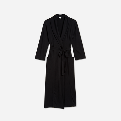 The Carina Robe features a relaxed fit with a detachable belt and pockets for added convenience. The breathable cotton fibers are designed to keep you cool and cozy as you unwind or go about your bedtime routine.